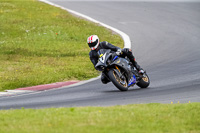 Middle Group Silver_Grey Bikes